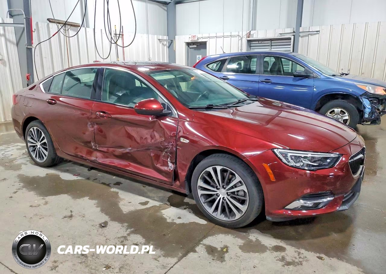 2018 Buick Regal Essence VIN:W04GR6SX1J1103872 - 4