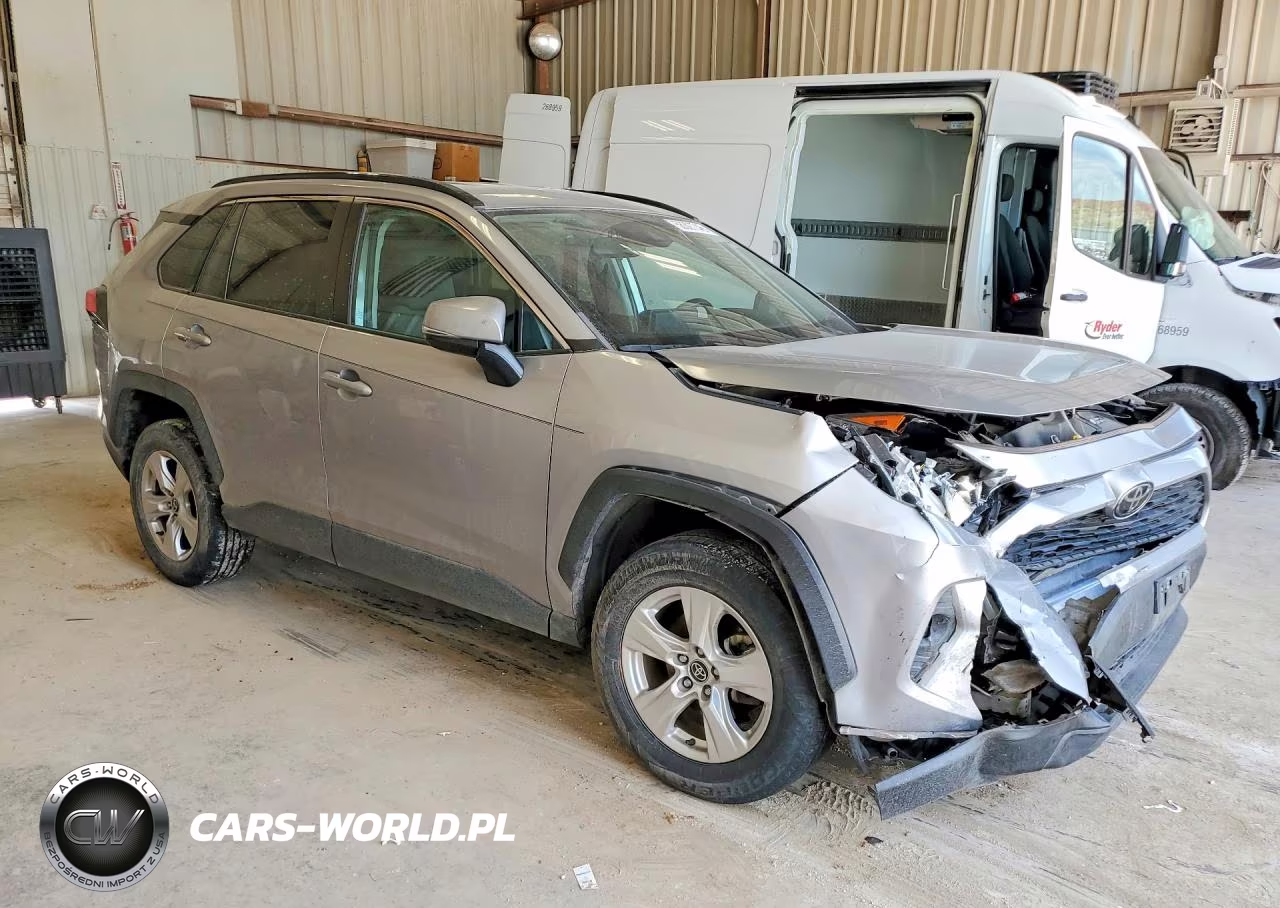 2021 Toyota Rav4 Xle VIN:2T3W1RFV9MC168947 - 4