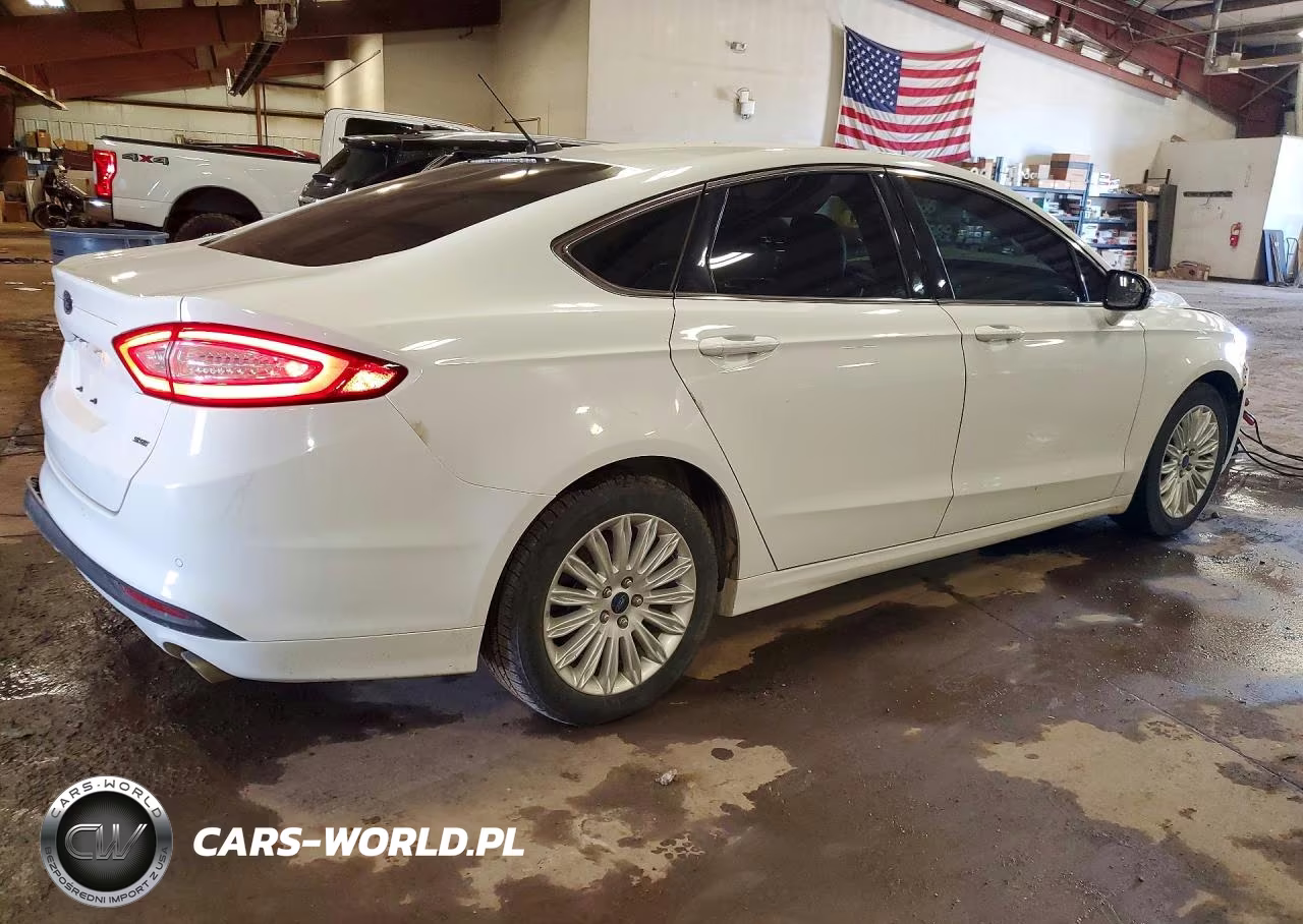 2016 Ford Fusion Se Phev VIN:3FA6P0PU5GR131844 - 3