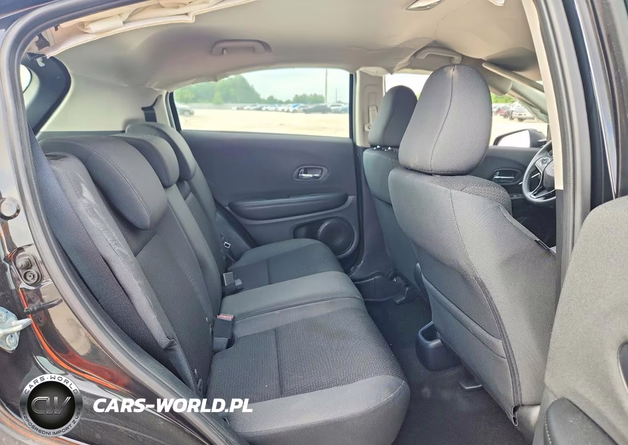 2021 Honda Hr-V Lx VIN:3CZRU5H37MM717936 - 10