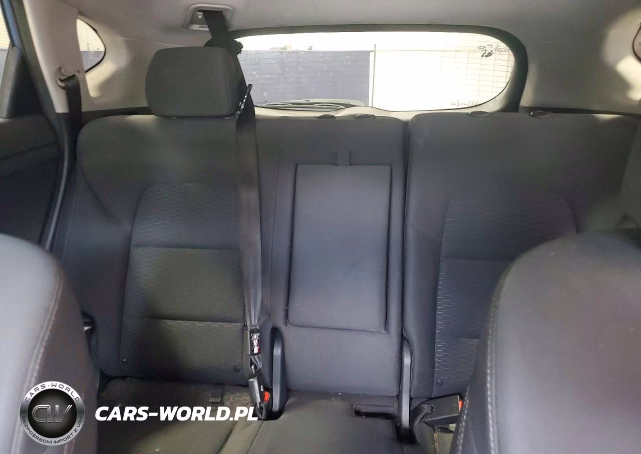 2019 Hyundai Tucson Value VIN:KM8J33A44KU000704 - 10