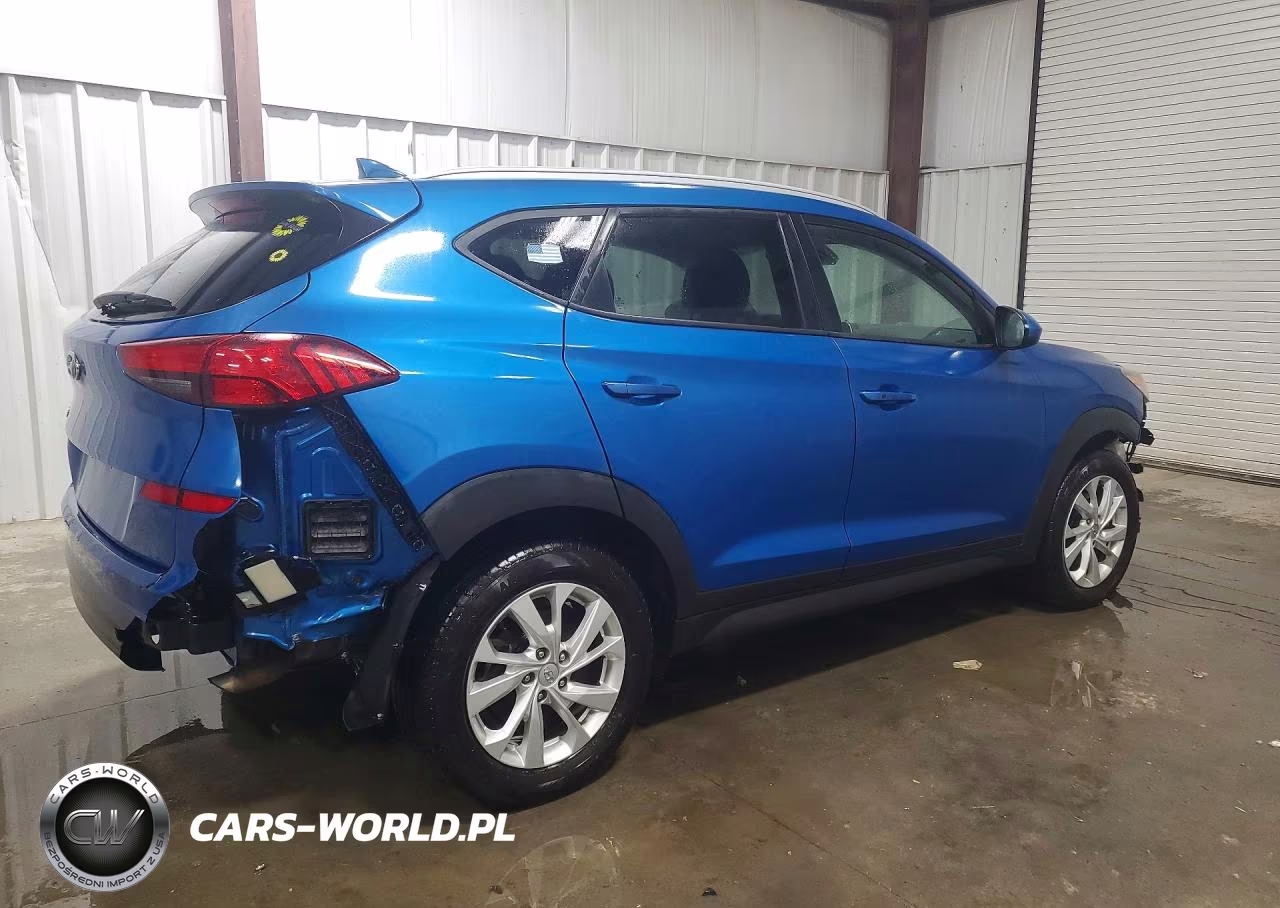 2019 Hyundai Tucson Value VIN:KM8J33A44KU000704 - 3