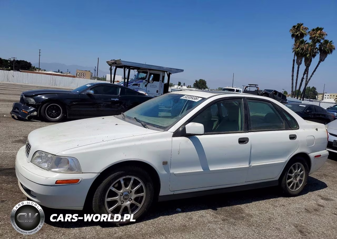 2001 Volvo S40 1.9T