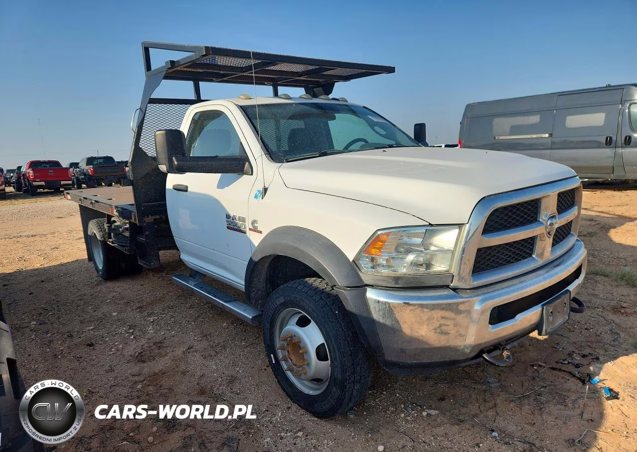 2018 Ram 5500 VIN:3C7WRMBL0JG180899 - 4