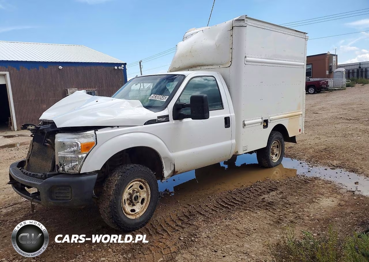 2015 Ford F250 Super Duty Box Truck