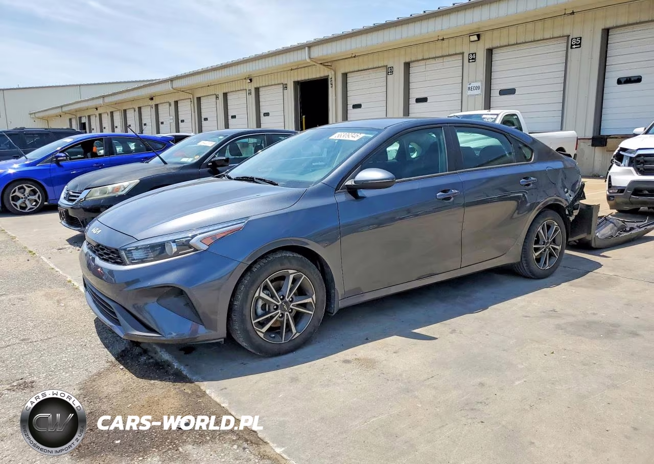 2022 Kia Forte Lxs VIN:3KPF24AD4NE472617 - 1