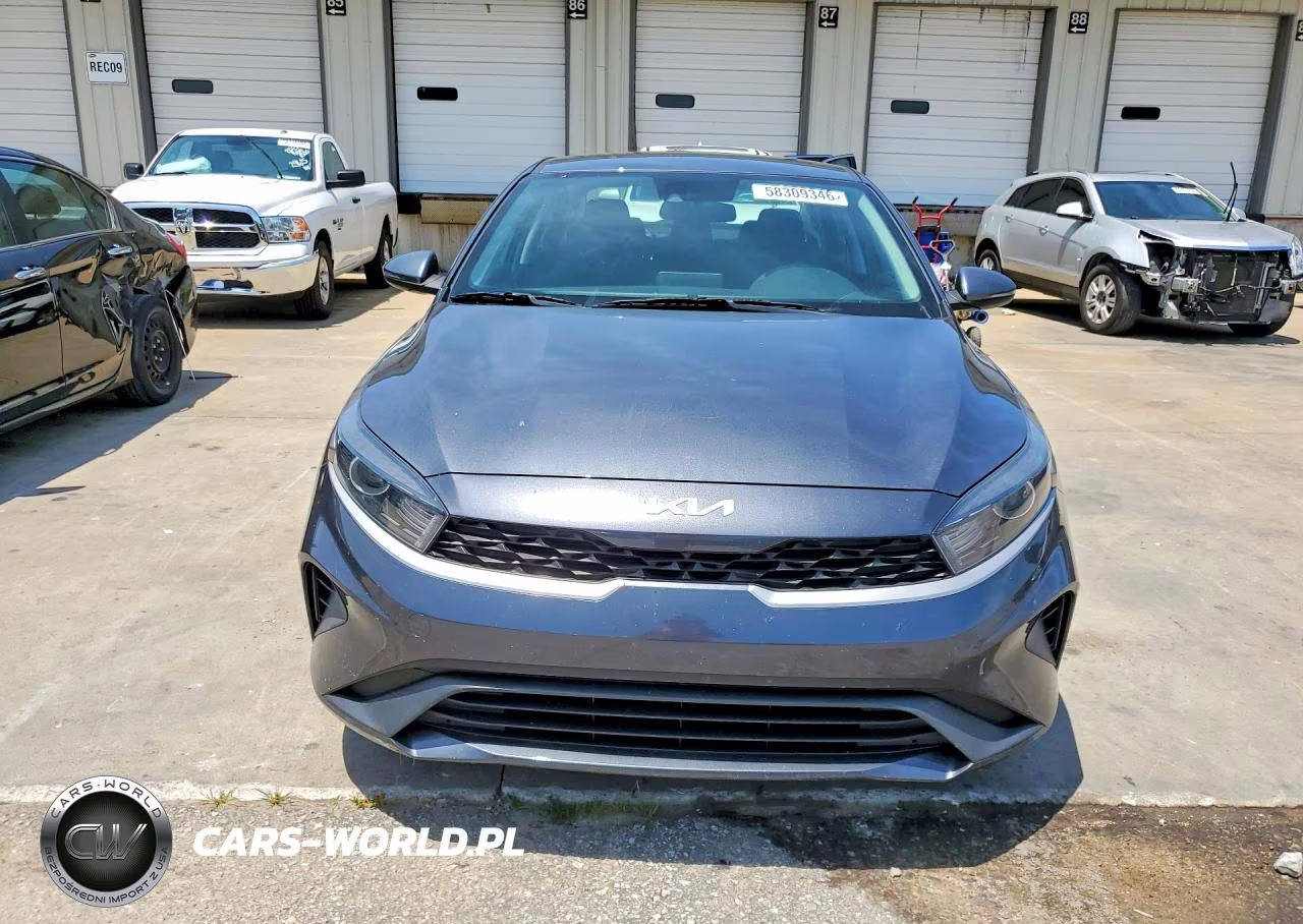 2022 Kia Forte Lxs VIN:3KPF24AD4NE472617 - 5