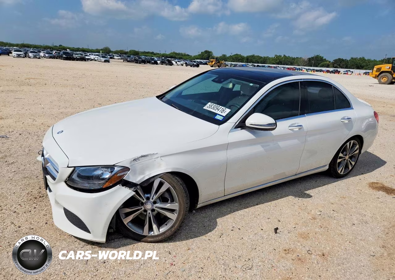 2017 Mercedes-Benz C 300 – zdjęcie 1 z 12