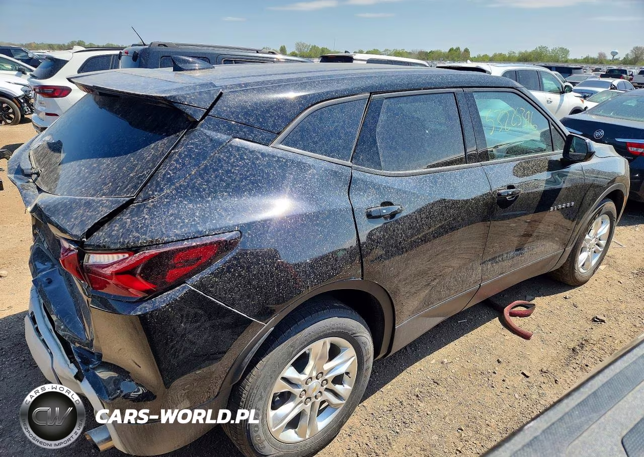 2021 Chevrolet Blazer 2Lt VIN:3GNKBHRS4MS587444 - 3