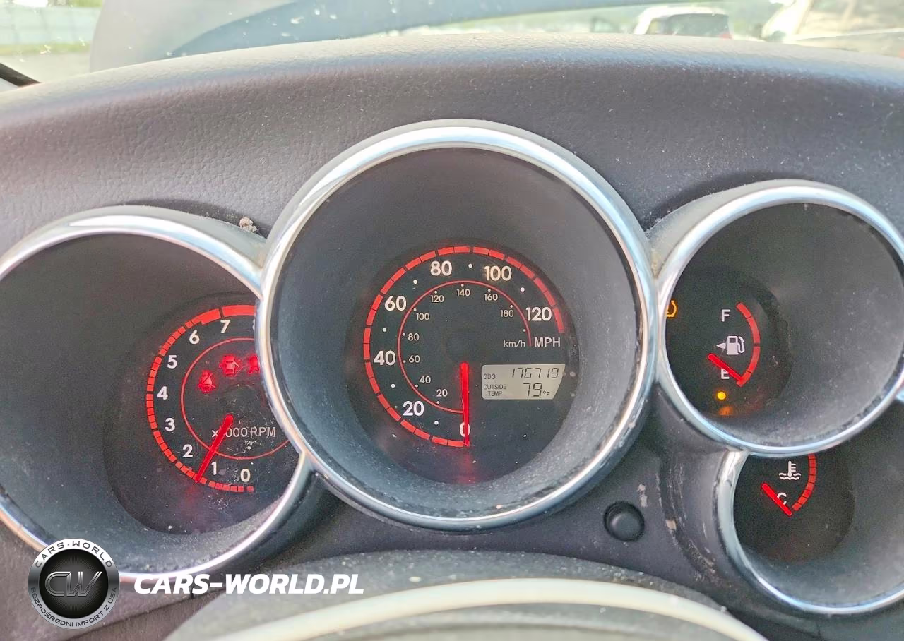 2008 Pontiac Vibe VIN:5Y2SL65818Z413148 - 9
