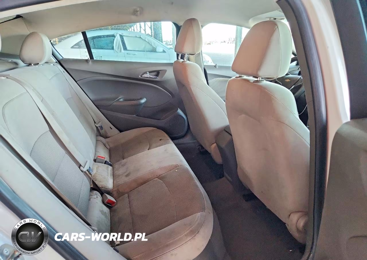 2018 Chevrolet Cruze Ls VIN:1G1BC5SM0J7150866 - 10