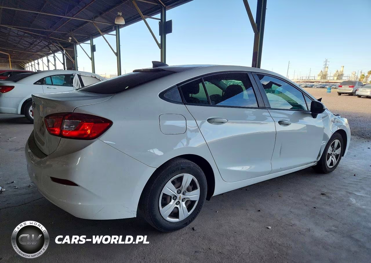2018 Chevrolet Cruze Ls VIN:1G1BC5SM0J7150866 - 3