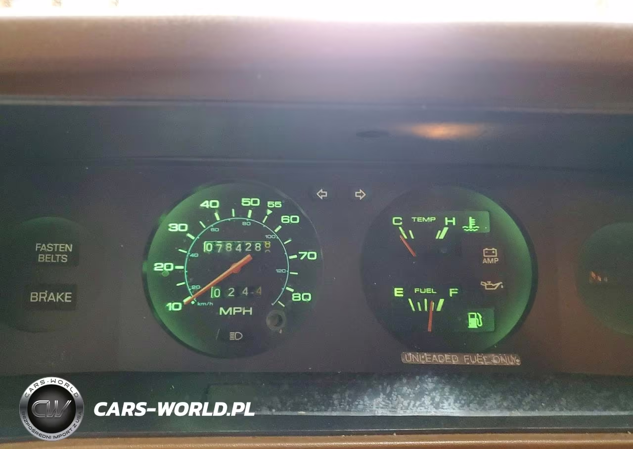 1980 Datsun Uk VIN:WHLB310079319 - 9