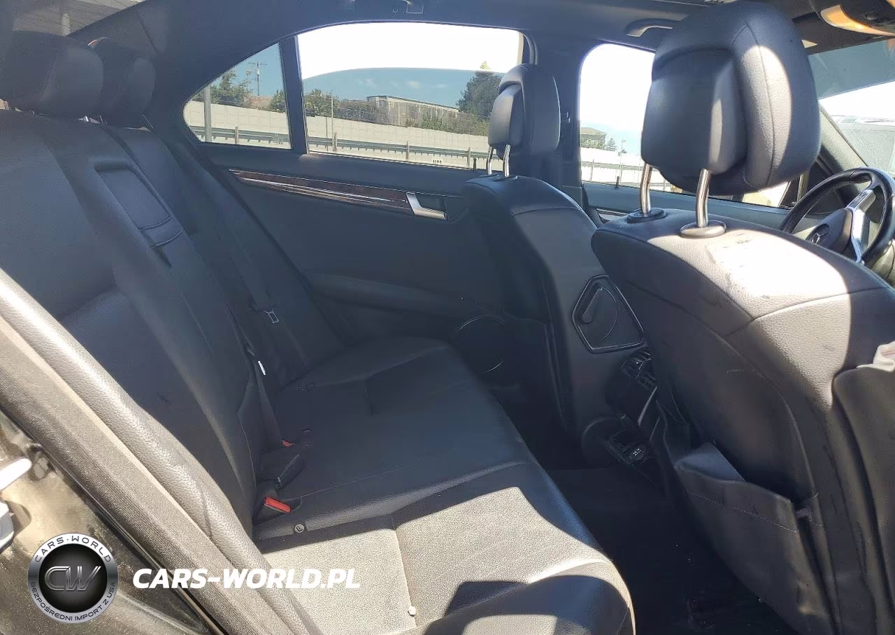 2012 Merc C250 VIN:WDDGF4HB2CR207313 - 10