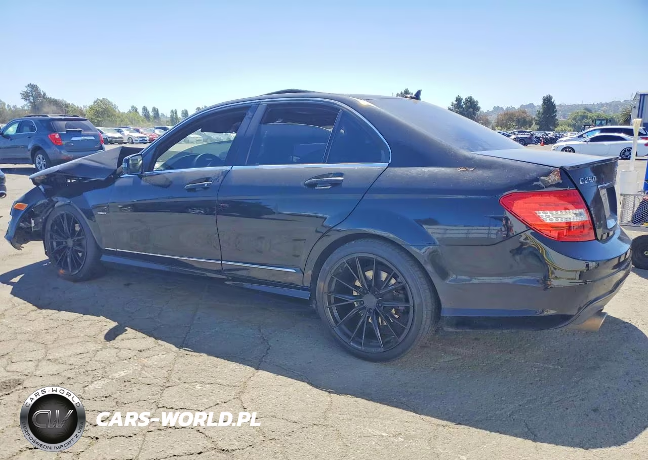 2012 Merc C250 VIN:WDDGF4HB2CR207313 - 2