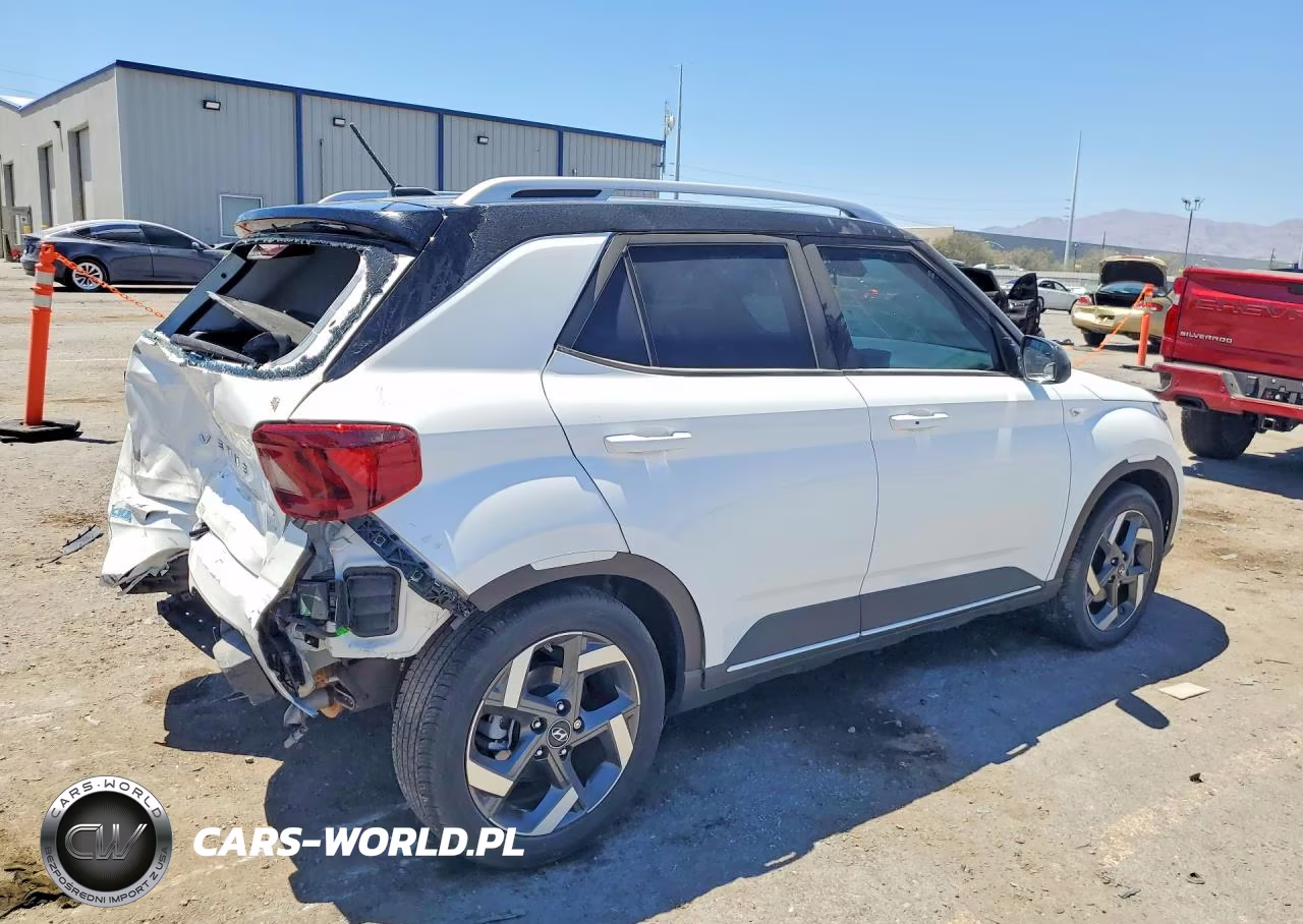 2024 Hyundai Venue Limited VIN:KMHRC8A36RU325971 - 3