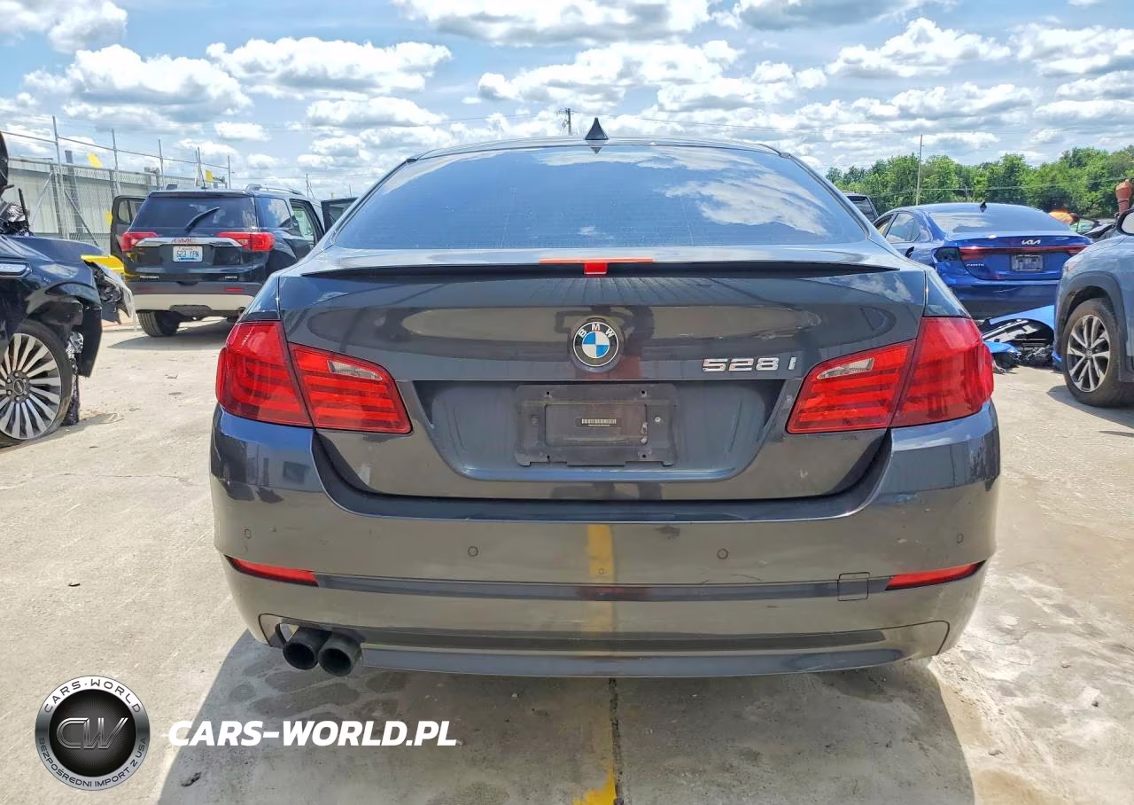 2012 BMW 528 I VIN:WBAXG5C55CDW24532 - 6