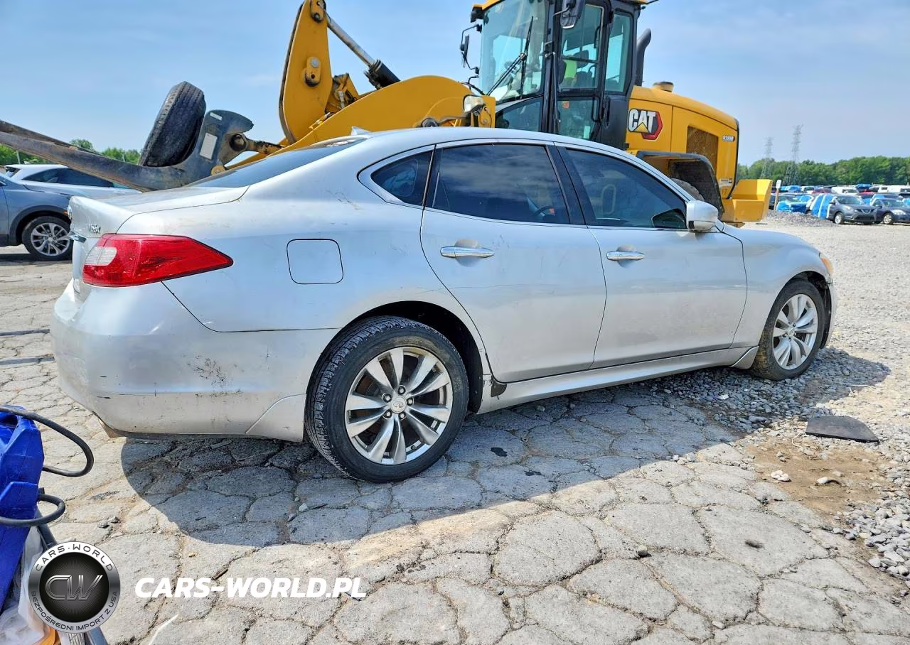 2012 Infiniti M56 X VIN:JN1AY1AR9CM580137 - 3