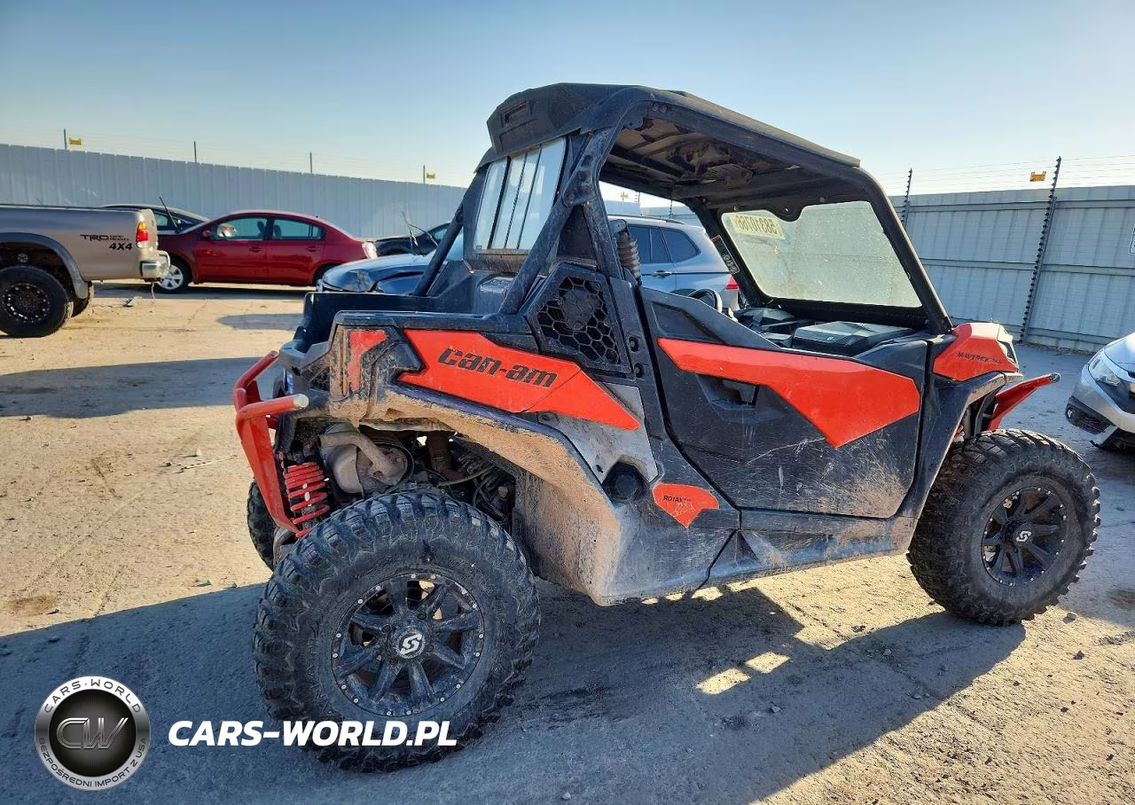 2018 Can-Am Maverick Trail 1000 Utility Vehicle VIN:3JB1GAP42JK002540 - 4