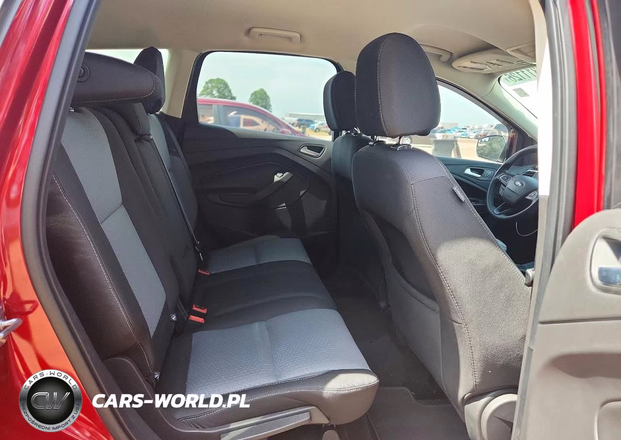 2017 Ford Escape Se VIN:1FMCU0GD5HUC00382 - 10