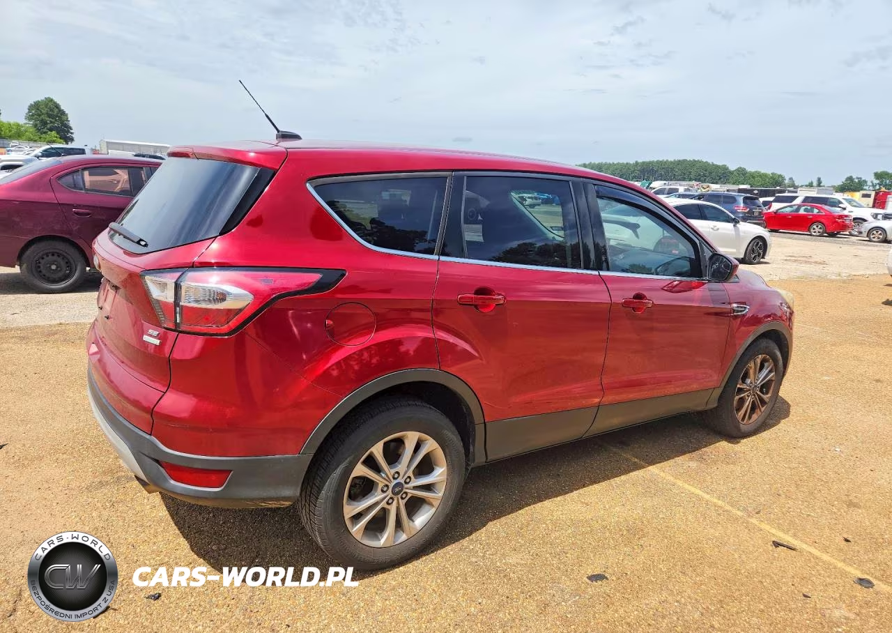 2017 Ford Escape Se VIN:1FMCU0GD5HUC00382 - 3
