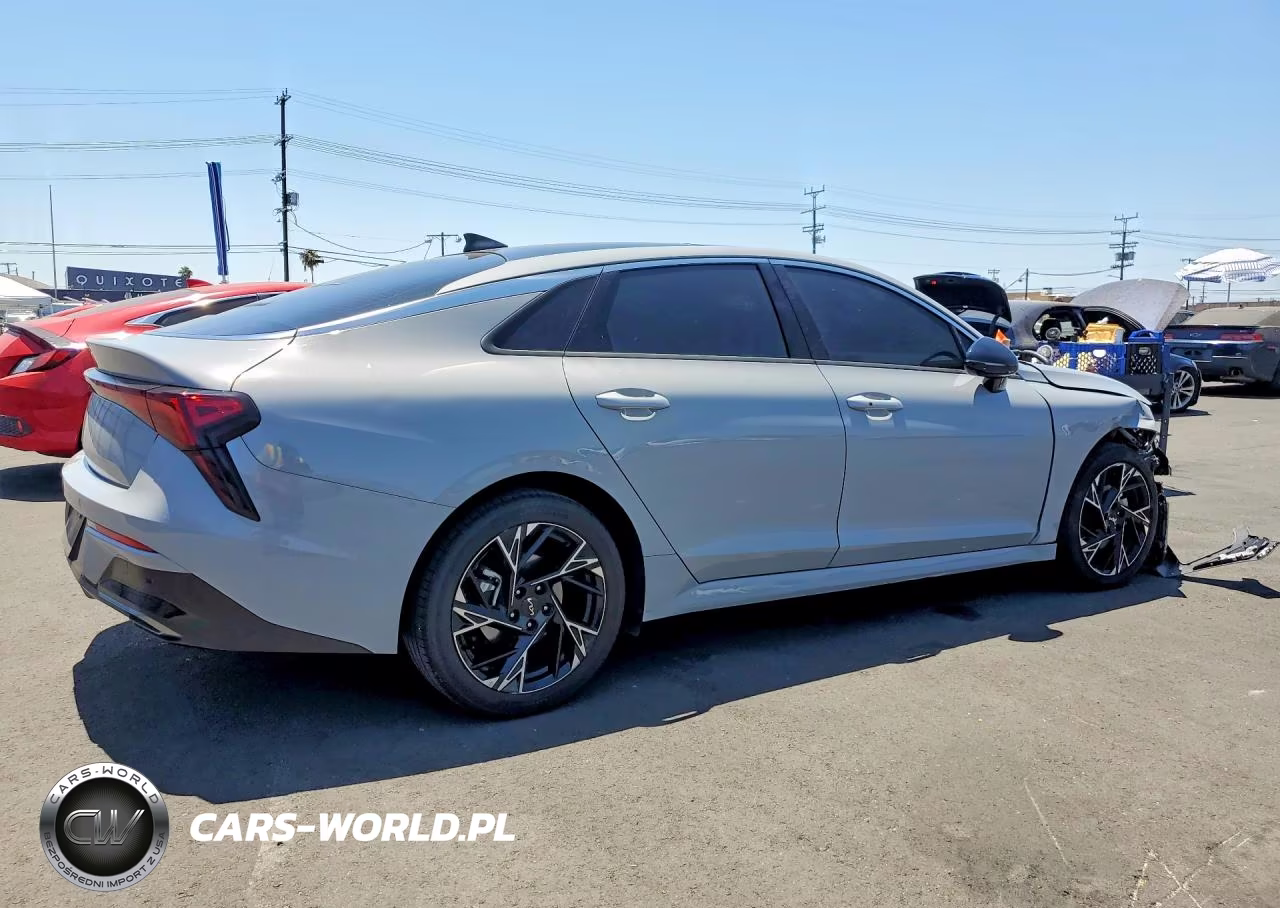 2025 Kia K5 Gt Line VIN:KNAG64J71S5368965 - 3