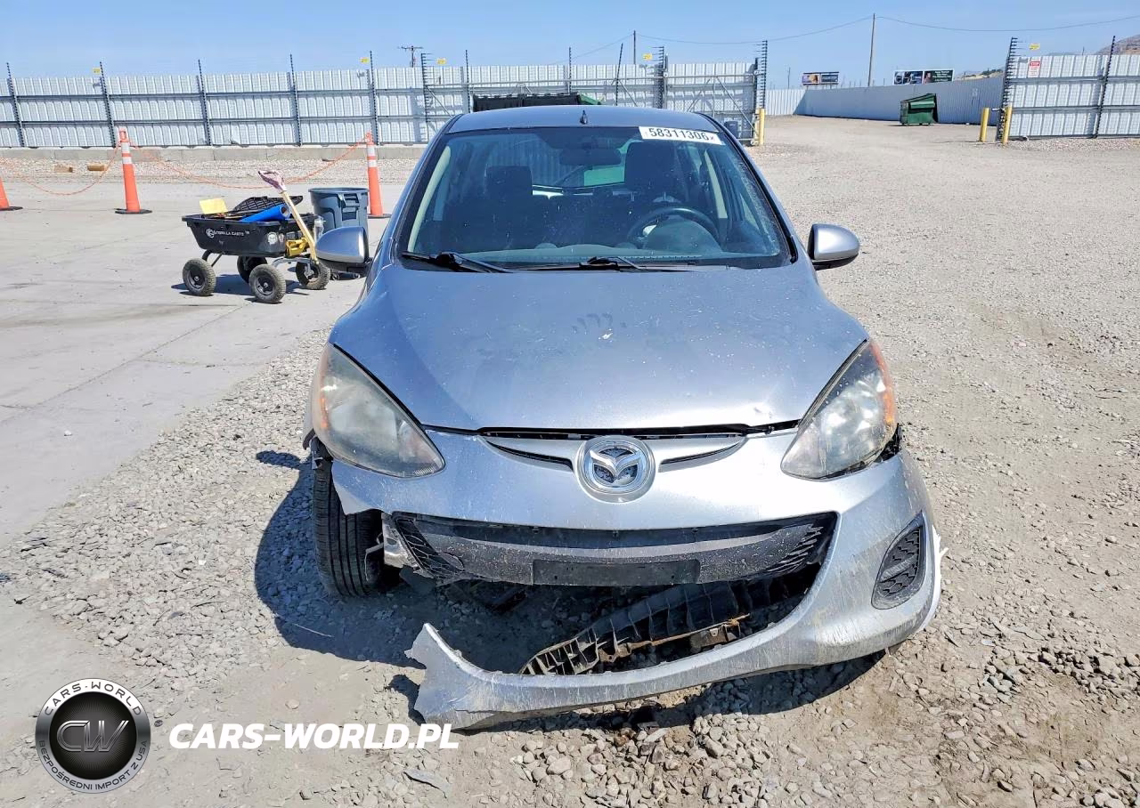 2011 Mazda Mazda2 VIN:JM1DE1HZ9B0125612 - 5