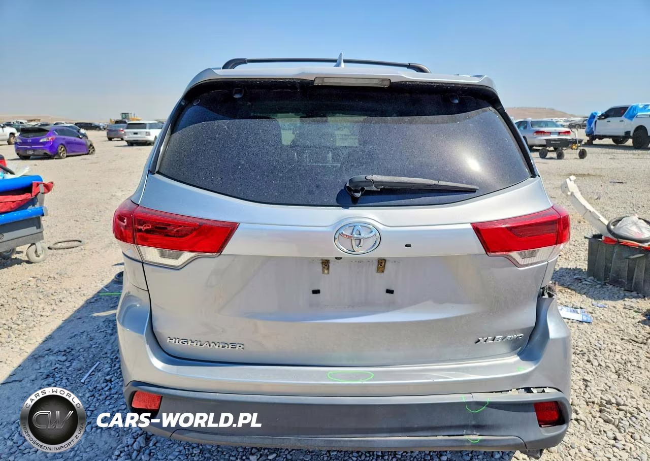 2017 Toyota Highlander Xle VIN:5TDJZRFH6HS465225 - 6