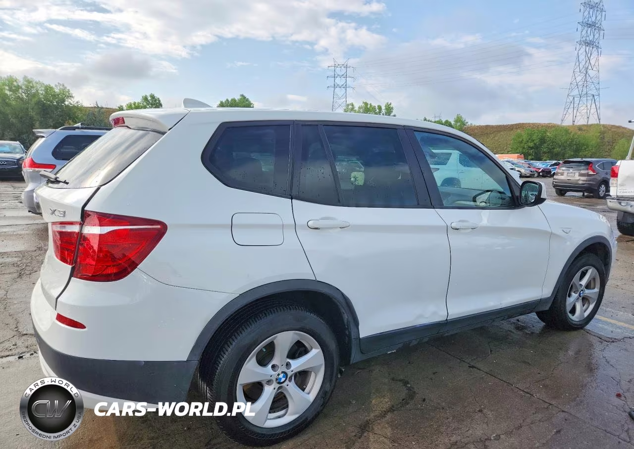 2011 BMW X3 xDrive28I VIN:5UXWX5C5XBL716415 - 3