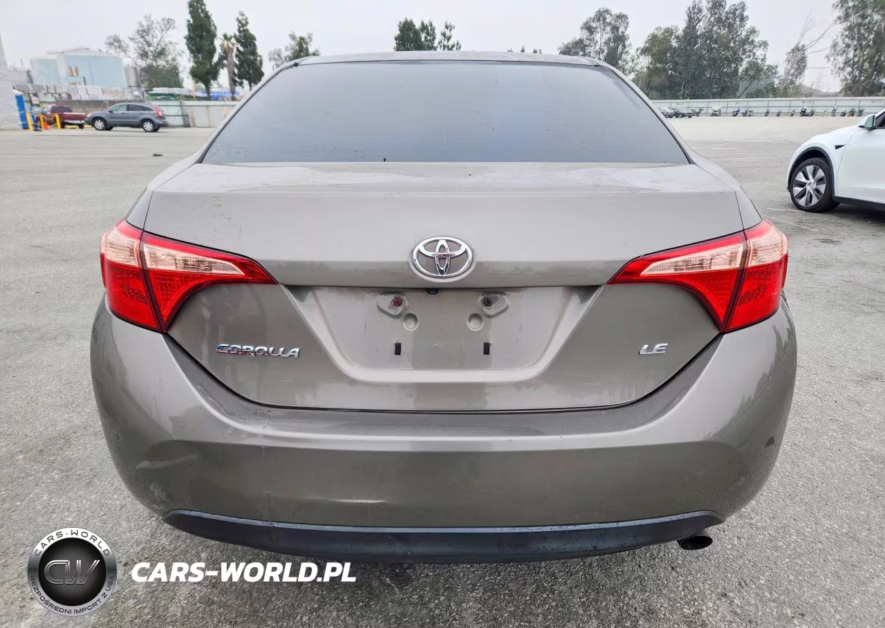 2018 Toyota Corolla L VIN:2T1BURHE1JC099579 - 6