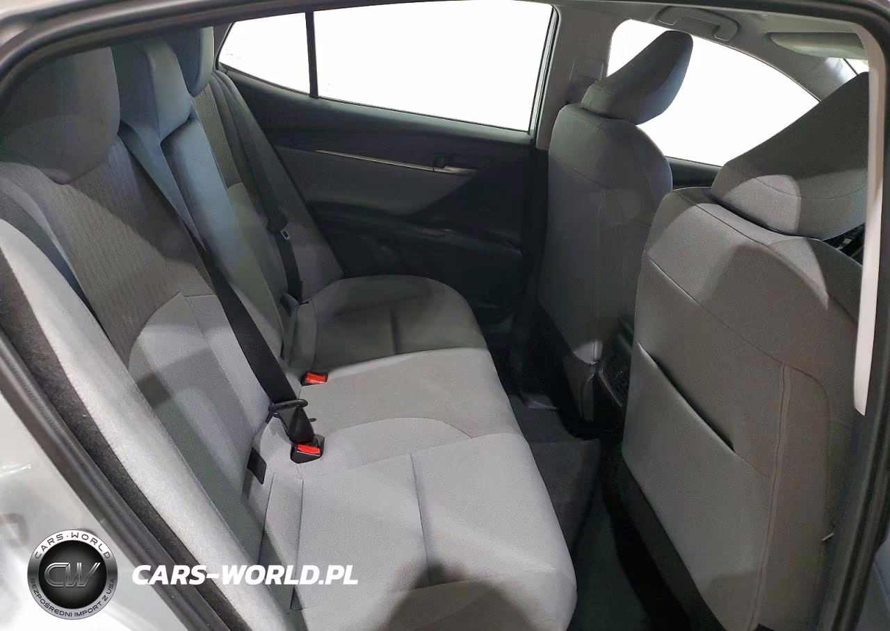 2025 Toyota Camry Le VIN:4T1DAACK8SU029951 - 10