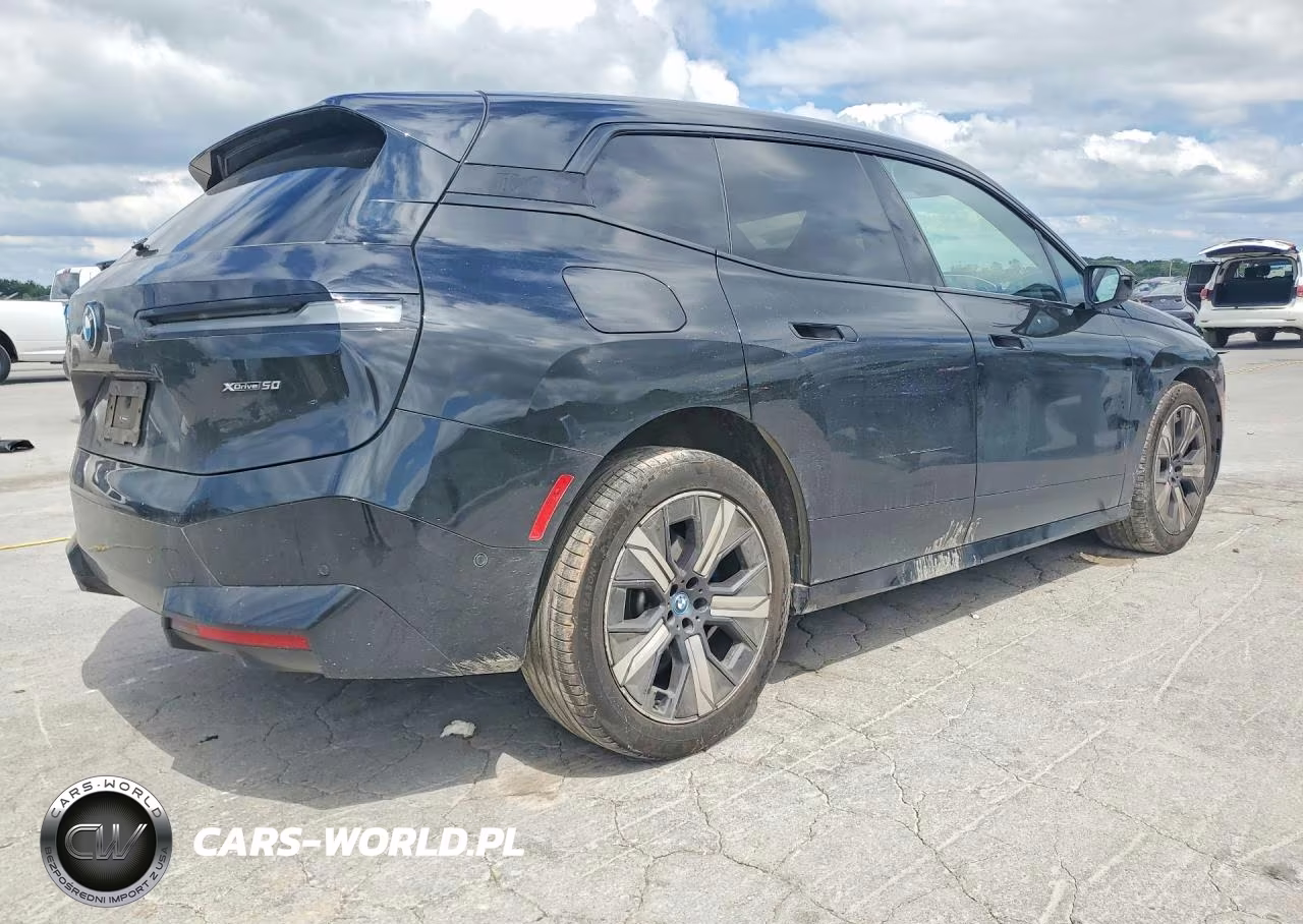 2024 BMW Ix xDrive50 VIN:WB523CF05RCR52749 - 3