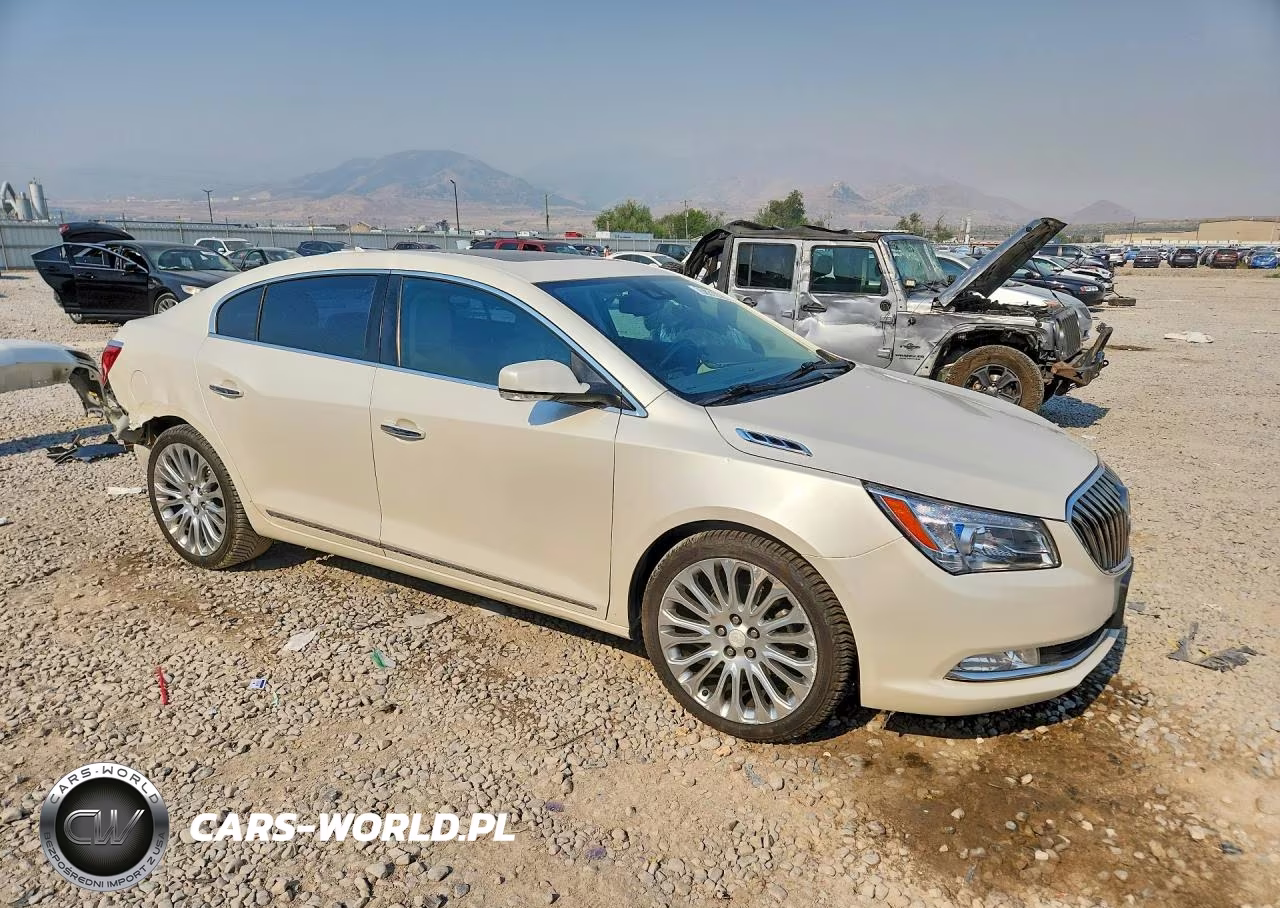 2014 Buick Lacrosse Touring VIN:1G4GF5G33EF209372 - 4