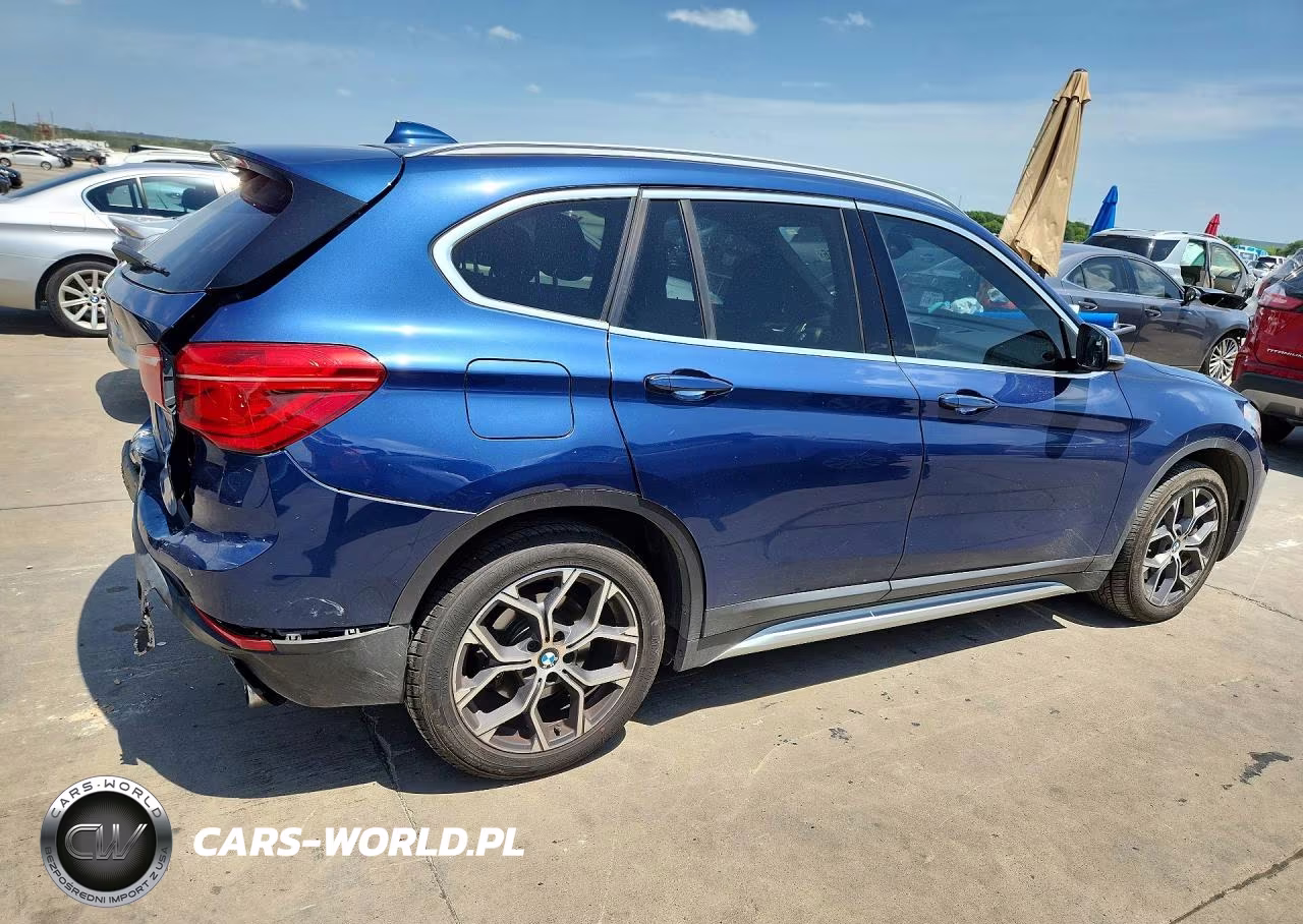 2021 BMW X1 xDrive28I VIN:WBXJG9C04M5T33040 - 3