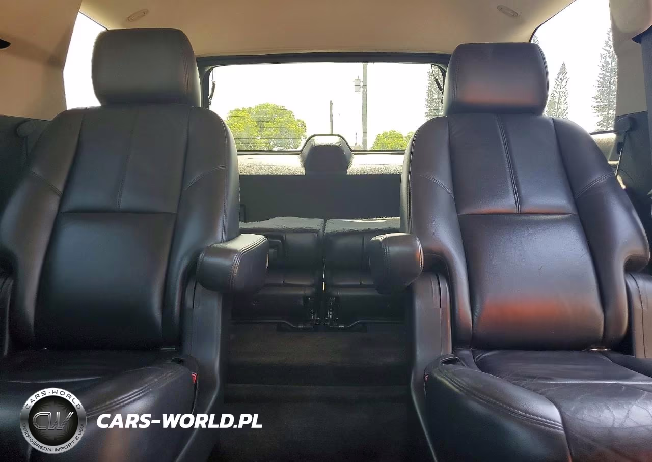 2011 Chevrolet Tahoe C1500 Lt VIN:1GNSCBE00BR140835 - 10