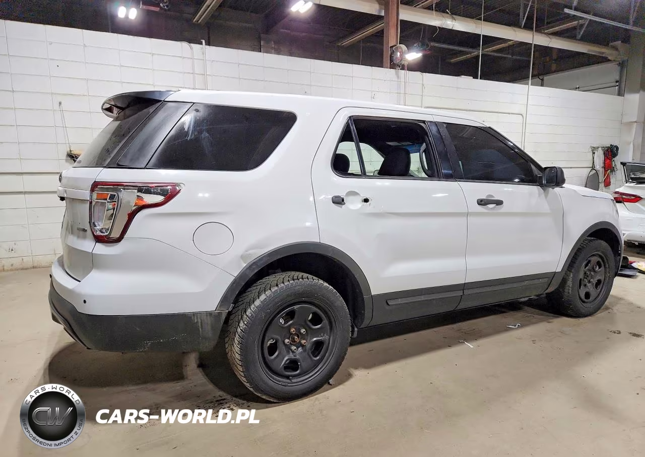 2017 Ford Explorer Police Interceptor VIN:1FM5K8AR2HGA24567 - 3