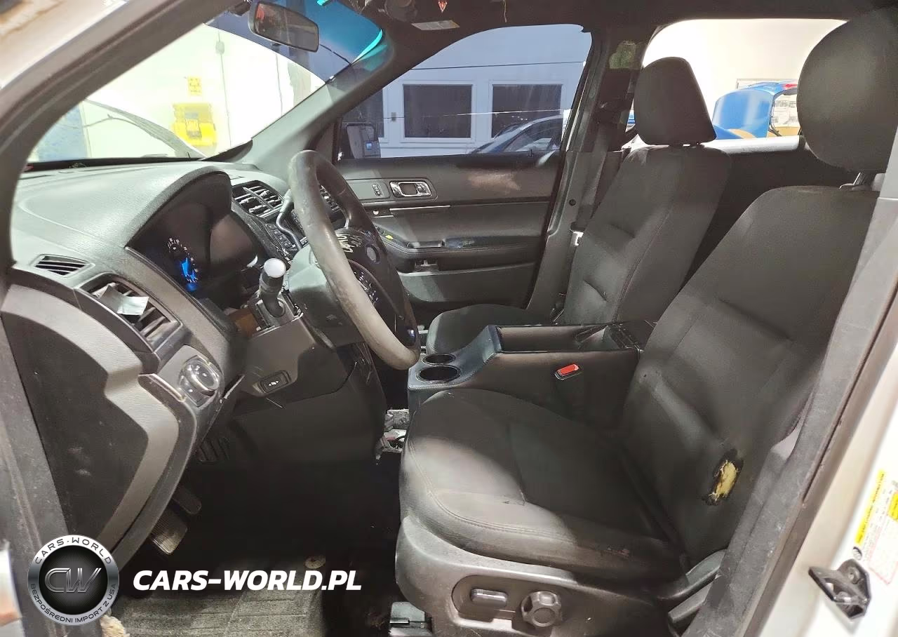 2017 Ford Explorer Police Interceptor VIN:1FM5K8AR2HGA24567 - 7