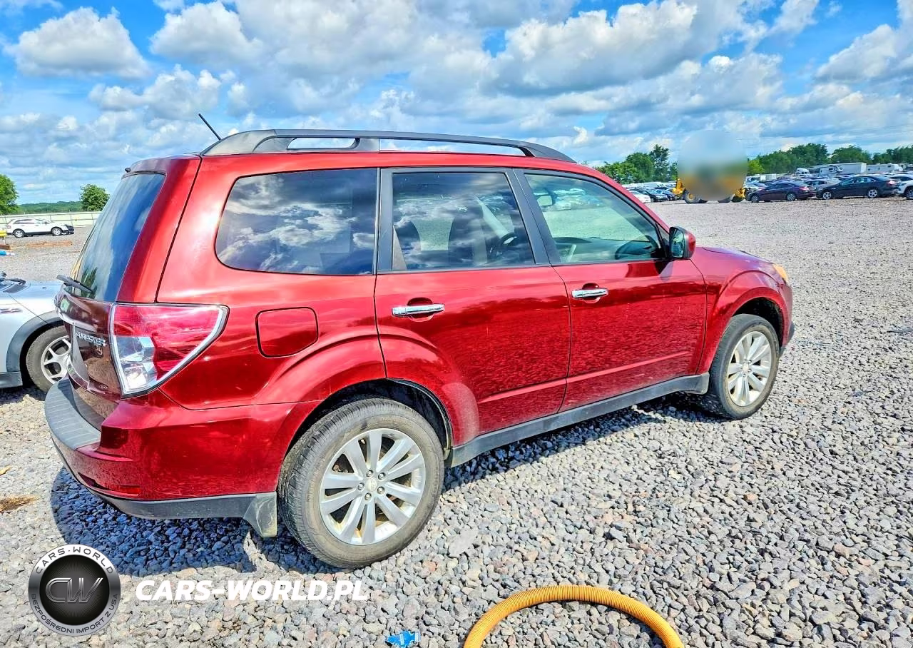 2012 Subaru Forester 2.5X Premium VIN:JF2SHBDC3CH460732 - 3