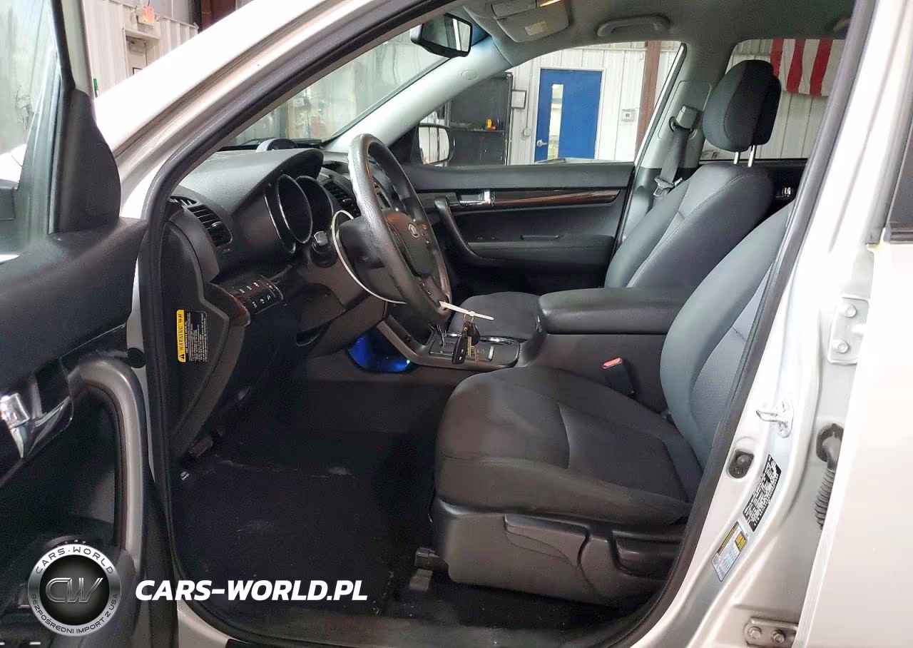 2012 Kia Sorento Lx VIN:5XYKTCA63CG256930 - 7
