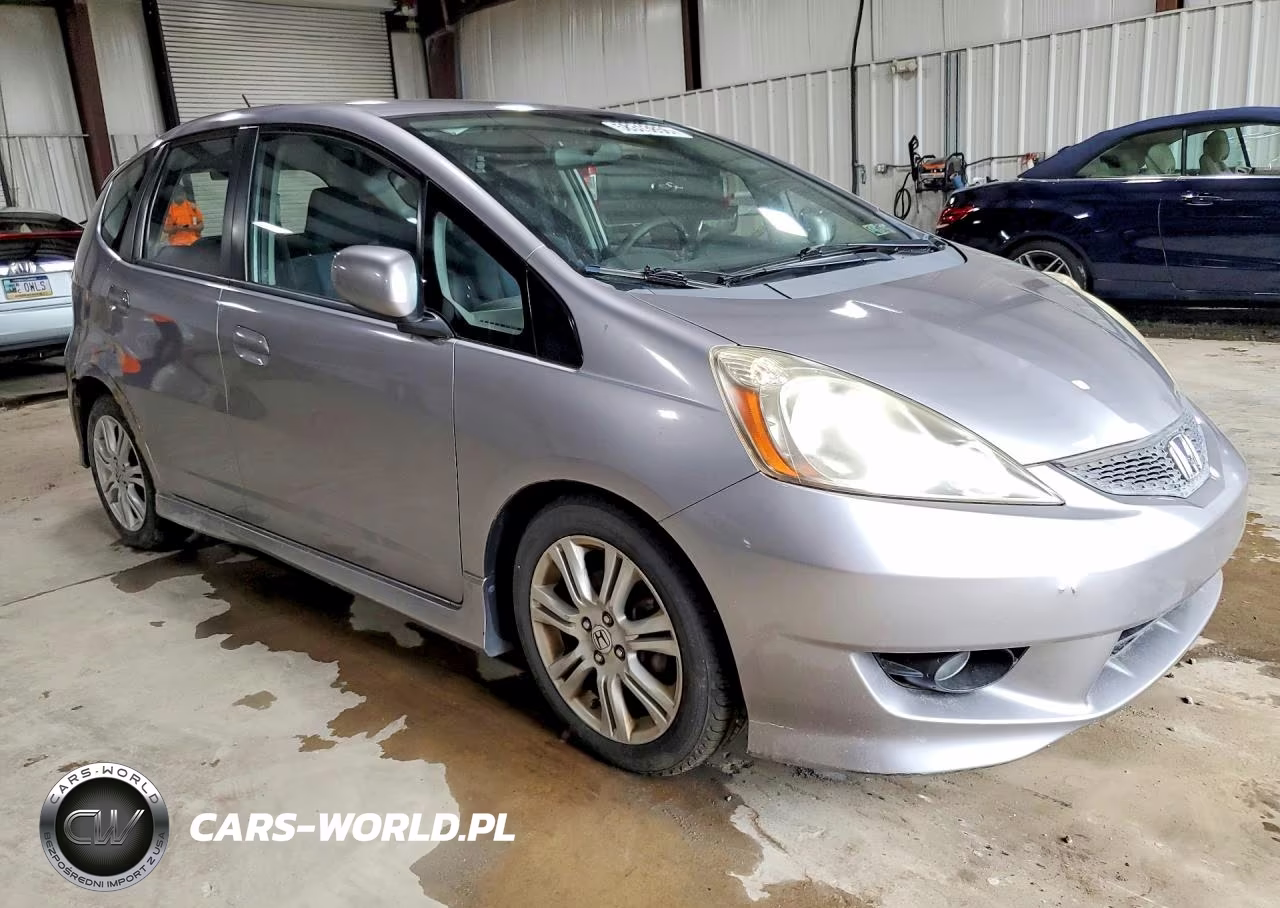 2009 Honda Fit Sport VIN:JHMGE88429S018375 - 4
