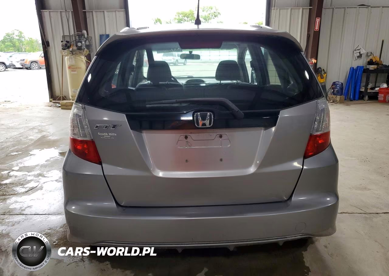 2009 Honda Fit Sport VIN:JHMGE88429S018375 - 6