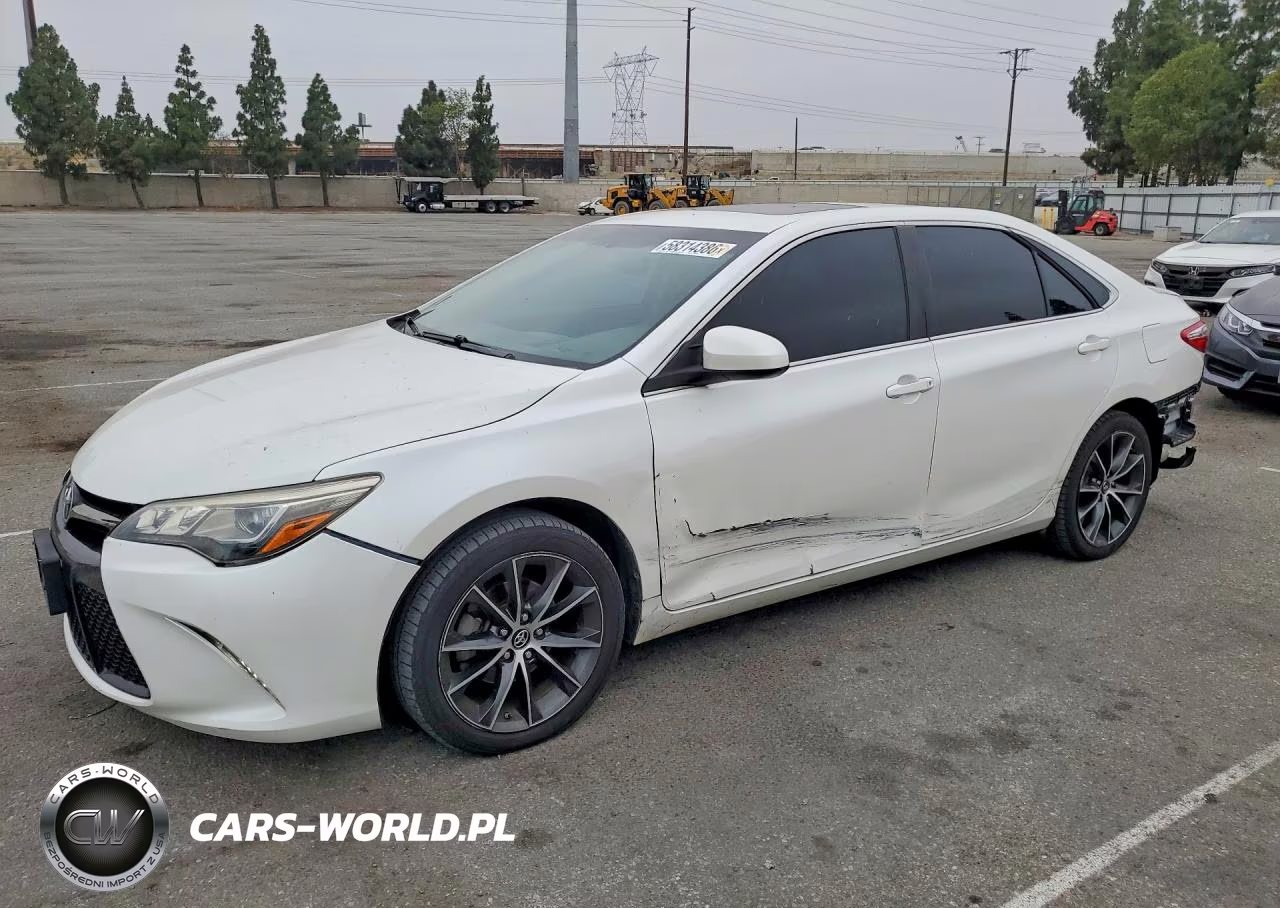 2017 Toyota Camry Xse V6 – zdjęcie 1 z 12
