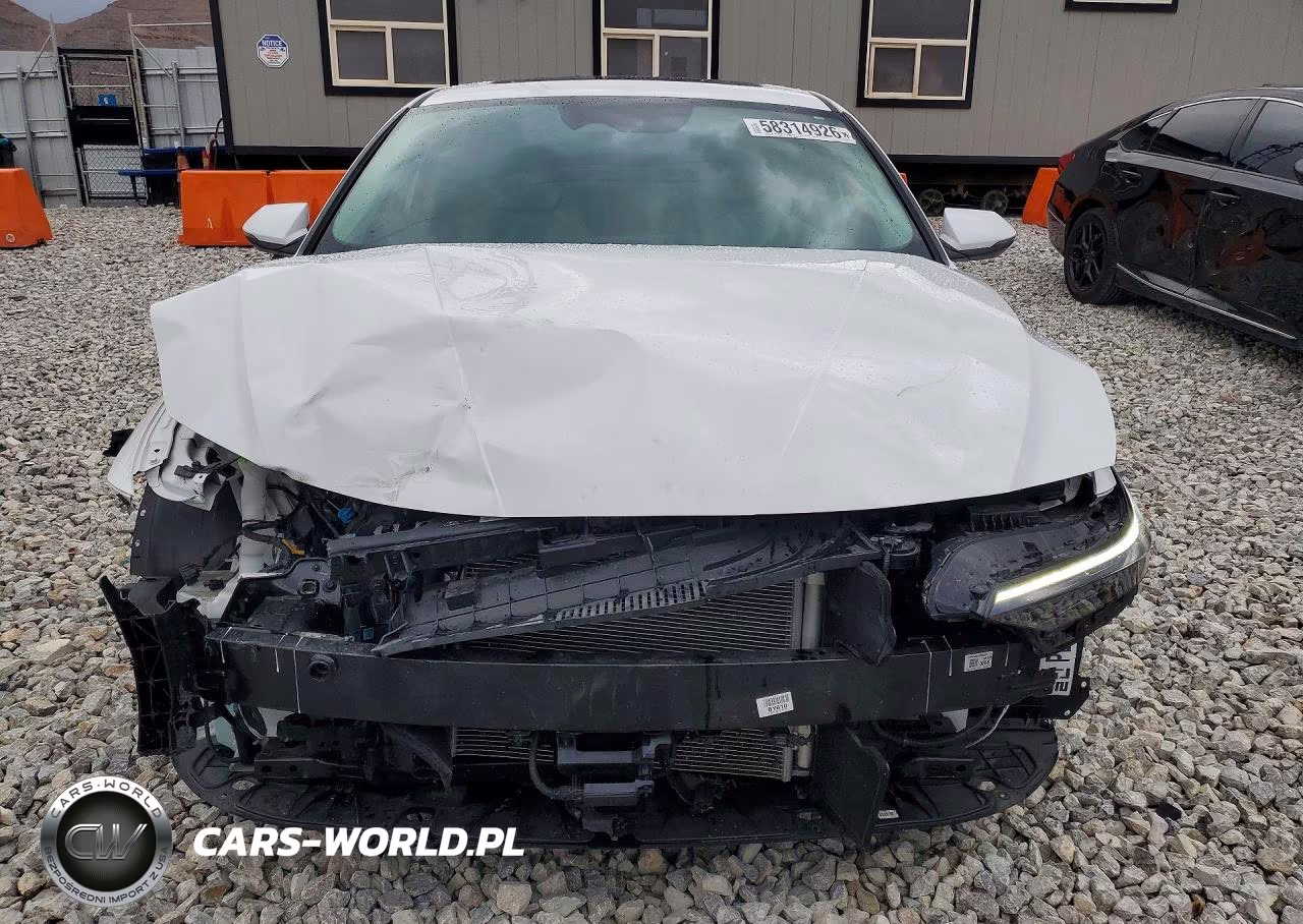 2024 Hyundai Elantra Limited VIN:KMHLN4DJ6RU104261 - 5