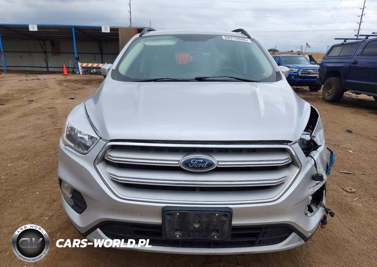 2018 Ford Escape Se VIN:1FMCU9G9XJUC50149 - 5
