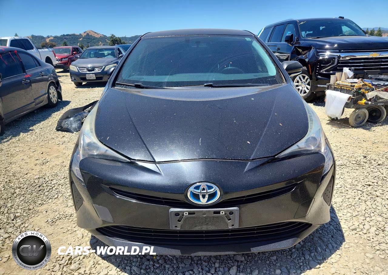 2016 Toyota Prius Three VIN:JTDKARFU7G3001479 - 5