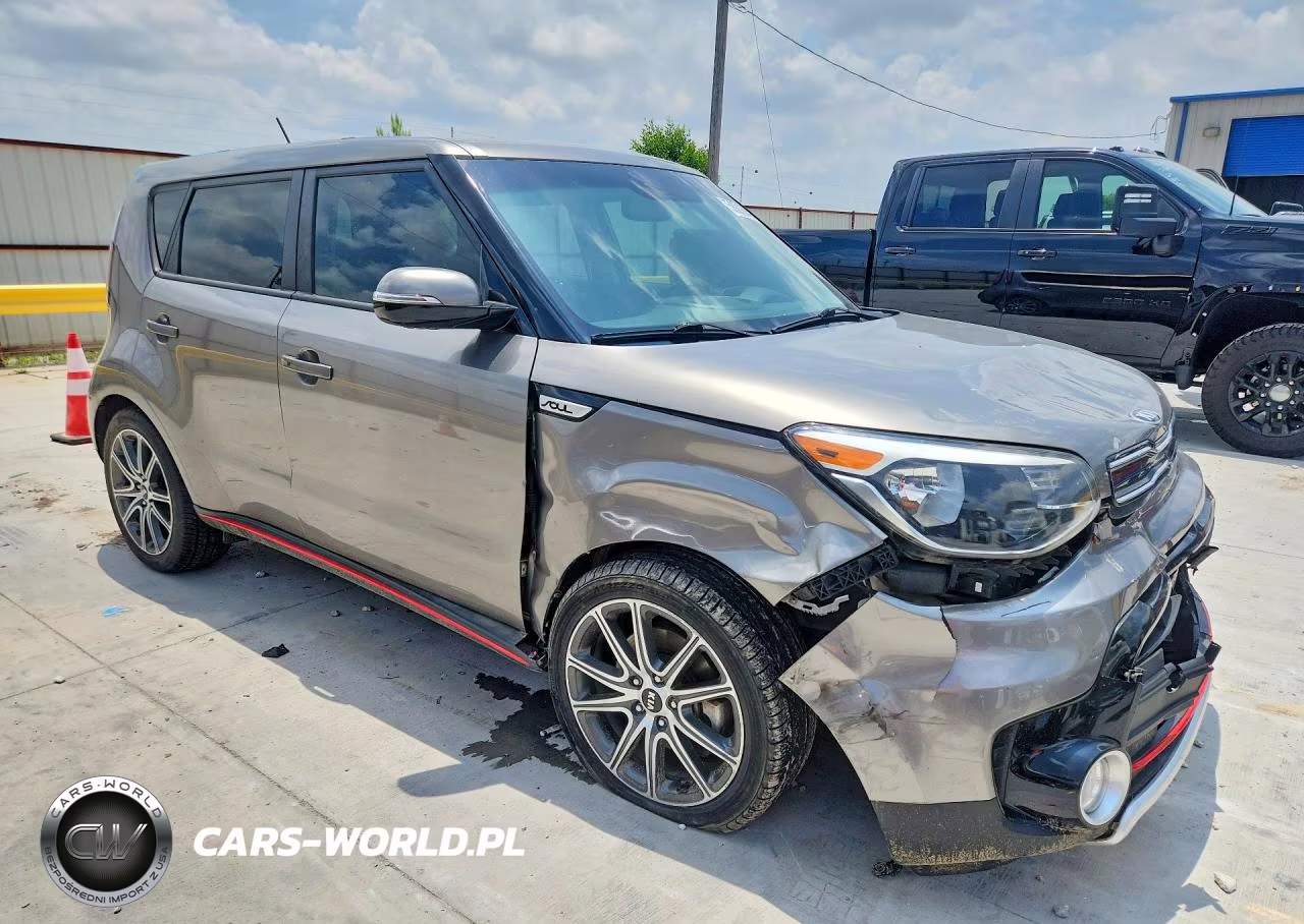 2018 Kia Soul ! VIN:KNDJX3AA2J7607325 - 4