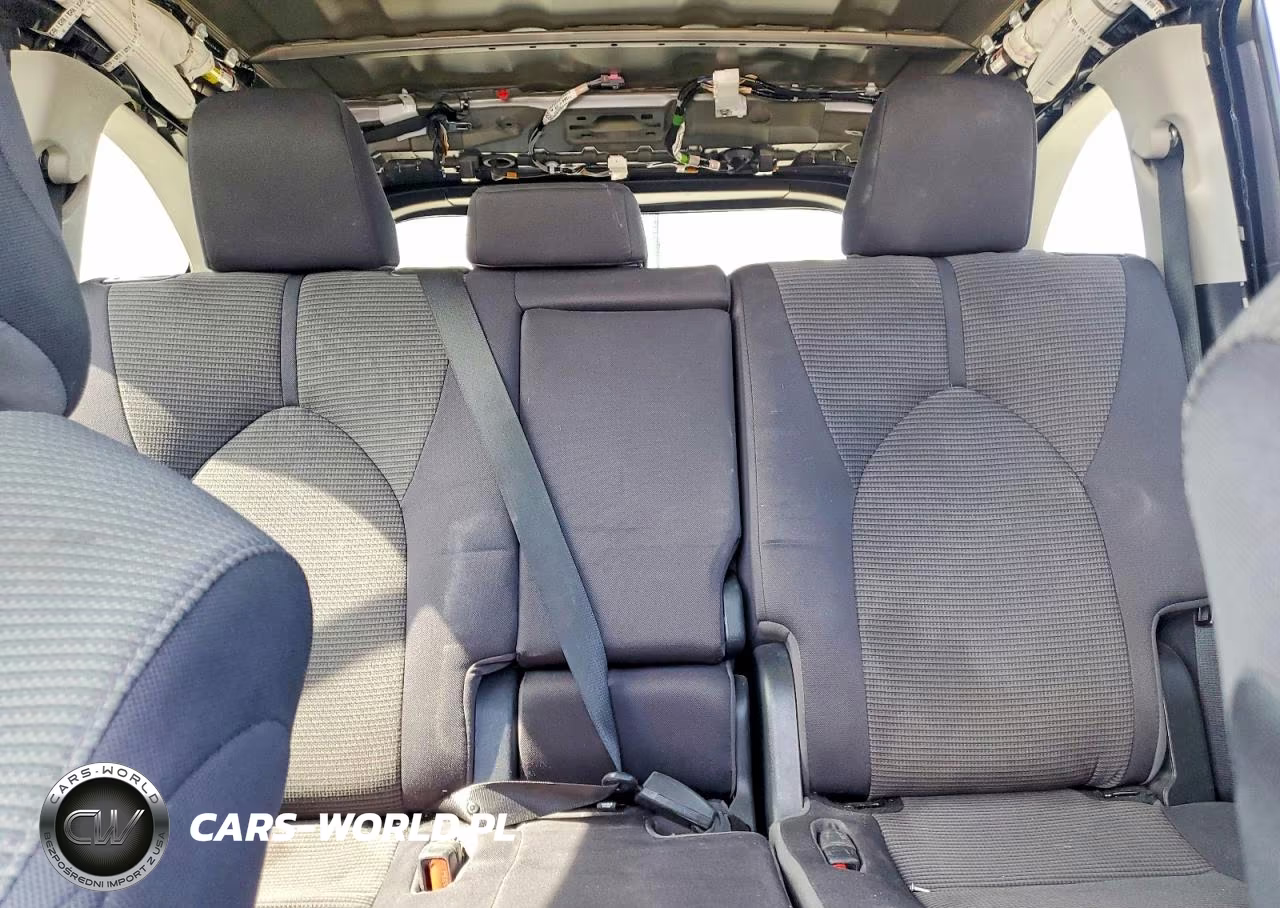 2023 Toyota Highlander Le VIN:5TDKDRAHXPS025825 - 10