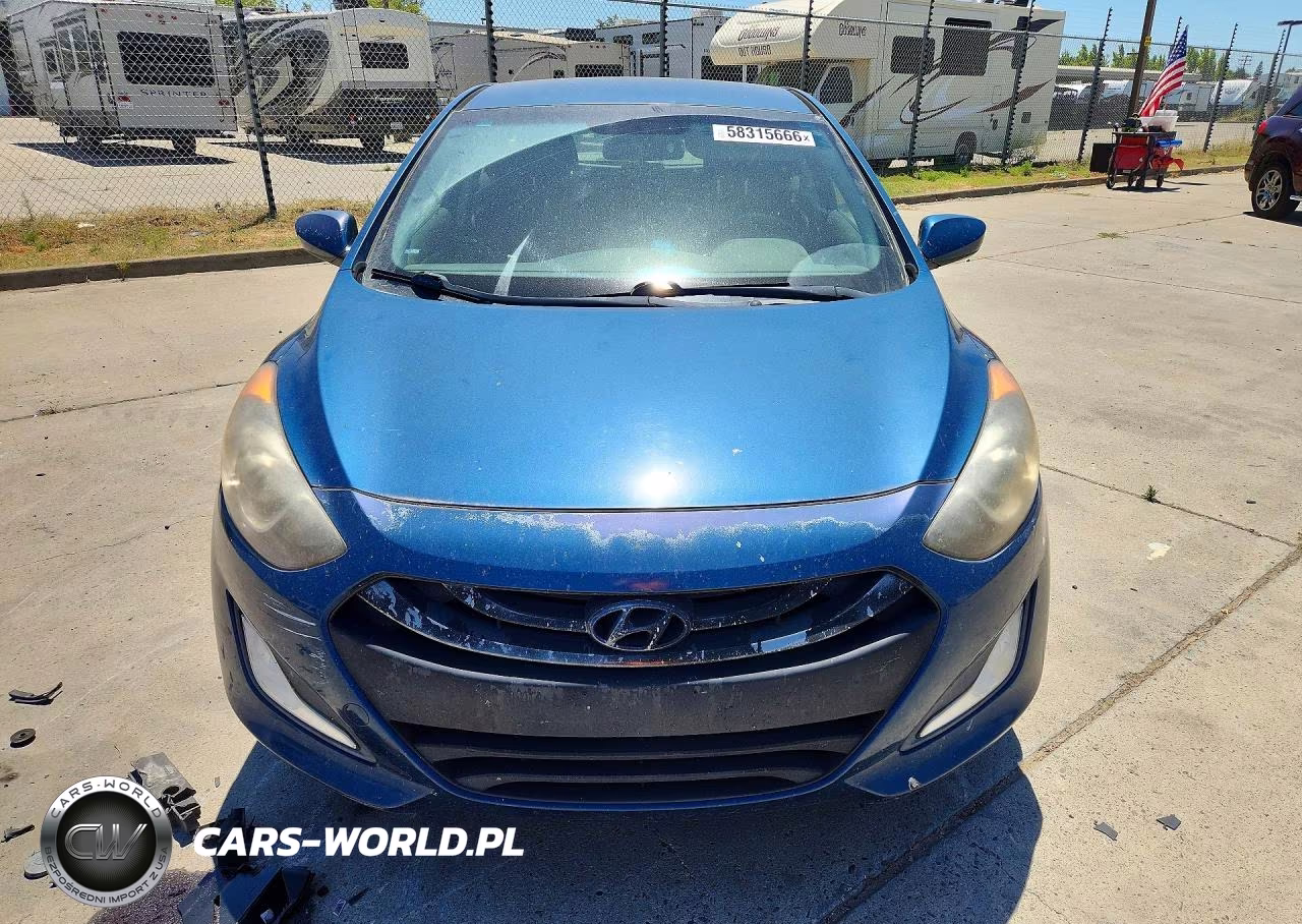 2014 Hyundai Elantra Gt Base VIN:KMHD35LH9EU182610 - 5