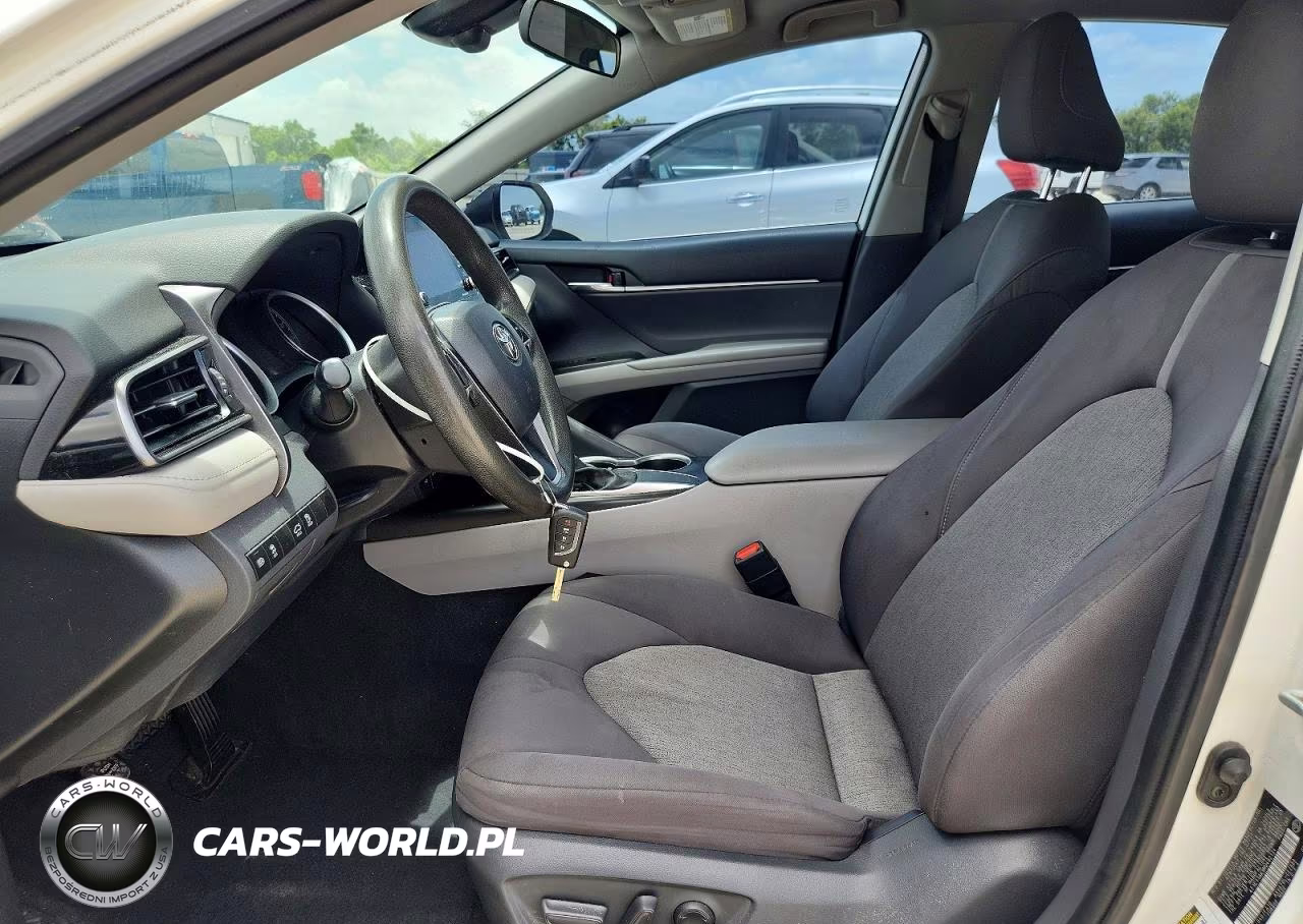 2021 Toyota Camry Le VIN:4T1C11AK9MU492134 - 7
