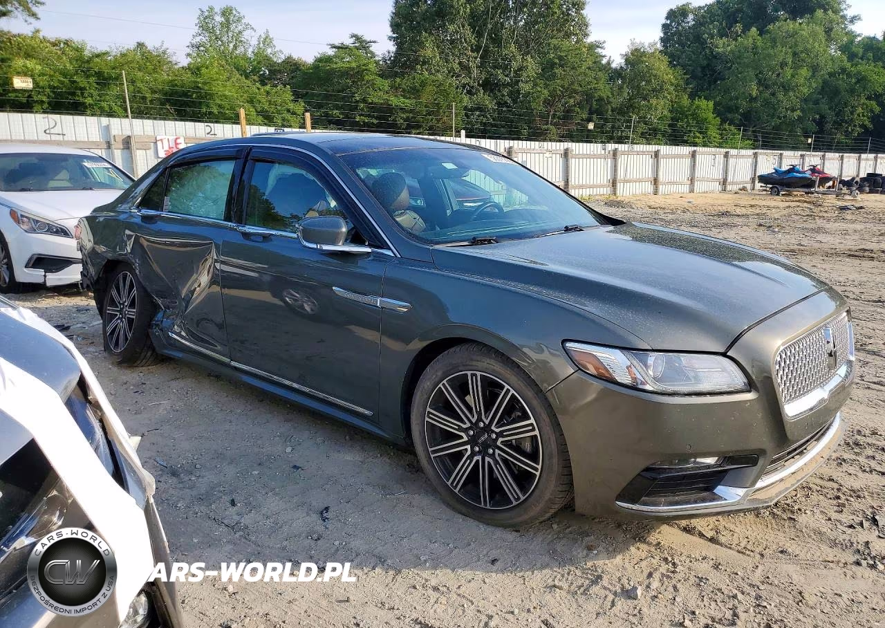 2017 Lincoln Continental Reserve VIN:1LN6L9RP1H5607413 - 4